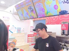 -蜜雪冰城·冰淇淋与茶(长郡中学店)