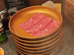 -牛YO寿喜烧·铁板烧和牛火锅自助(市府恒隆店)