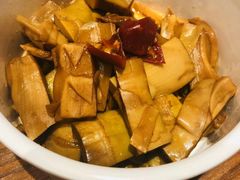 -渝是乎酸菜鱼(龙旗购物中心店)