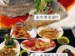 -小海豚•老字号海鲜餐厅(天涯店)