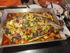 酸甜麻辣怪味-鸣记脆皮烤鱼·海鲜烤鱼(亿合城店)