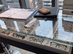 -瑞司视光眼镜·蔡司战略合作眼镜店(新街口店)