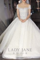 -Lady  Jane高端婚纱礼服馆
