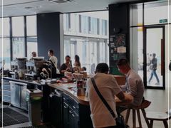 -星巴克臻选(成都来福士店)