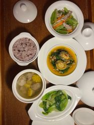 -裕月馨月子中心(滨江店)