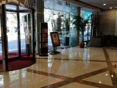 -上海虹桥君丽假日酒店(娄山关路地铁站店)