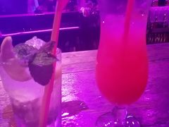 -滨海欢乐昔唐酒吧(财富星座店)