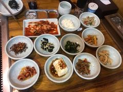 小菜-金顺韩式烤肉·网红烤肉店(广利路店)