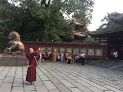 -峨眉山报国寺