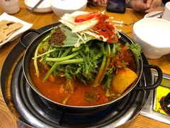 -喇喇排骨火锅·传统韩式脊骨汤(望京西园总店)