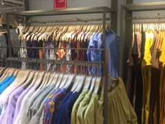 -URBAN REVIVO(北京斯普瑞斯奥特莱斯店)