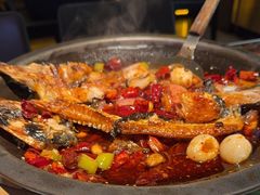 -鸣记脆皮烤鱼·海鲜烤鱼(三八广场店)