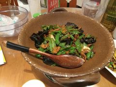 -丹江口渔村·湘味厨房(桃园店)