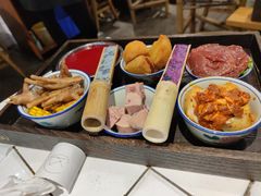 -卤校长老火锅(杨家坪直营店)
