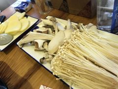 -老凯俚酸汤鱼(鸿通城店)