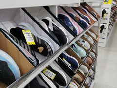 -BIGOFFS 超级折扣(仁恒伊势丹店)