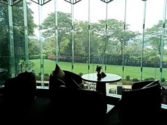 -隐秀山居酒店大堂吧