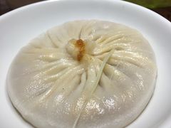 王牌蟹粉灌汤包-苏小柳手工点心(人民广场分院)