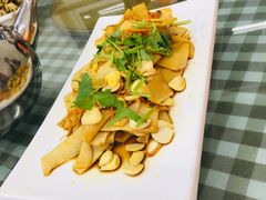 -烁佳海鲜大馅饺子