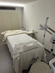 -JNK皮肤管理中心