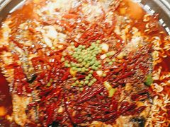 -吞鱼兽麻辣烤鱼(万达店)