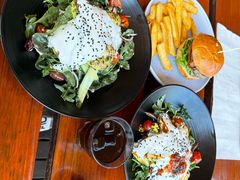 -12 Rocks Beach Bar Cafe