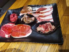 -金刚山黑牛炭火自助烤肉(西大望路店)