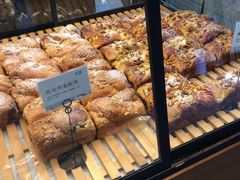 -Dough&Joe团憩(瑞虹天地月亮湾店)