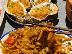 -威记烧嘢·南宁烧烤·超级生牛(绿地店)