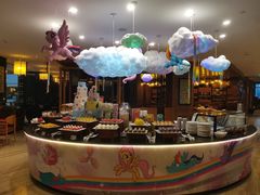 精美蛋糕-OPEN開全日自助餐厅·西餐·海鲜(佛山希尔顿酒店)