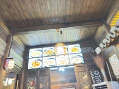 -缘来聚·徽菜名店(黄山宏村店)