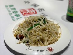 酸辣豆芽-直隶安家牛肉罩饼(建华店)