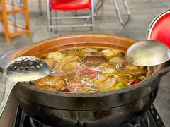 -瑞虹新天地月亮湾