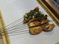 -街角等你.大连海鲜烧烤.经典铁板海鲜串(西安路店)