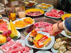 -金滏山·烤肉海鲜火锅自助(襄阳万达店)