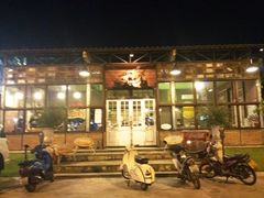 -席娜卡琳火车铁道夜市