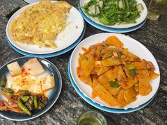 -四方小吃·白族庭院餐厅