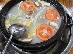 丽江农家腊排骨-云南印象昭通天麻火腿鸡(新疆石油花园二期店)