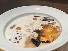 娟姗奶大满贯-RUXU入续鸳鸯糖水铺(万菱汇店)