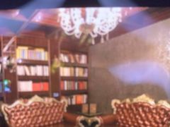 -GAGA主题量贩式KTV平价店(工大店)