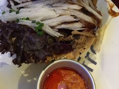 汉堡嘉年华-bluefrog蓝蛙(水游城店)