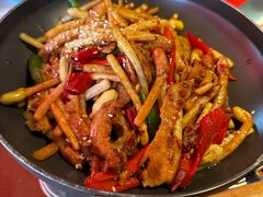 -魏铭鱼头捞饭(晋阳路店)