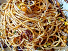 -老鼎万春卤菜(五代传承创始老店)