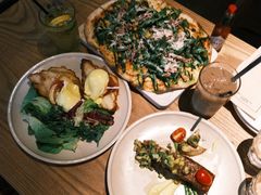 -Common Table · Brunch & Coffee