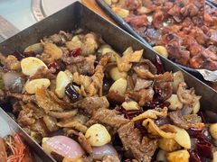 -老东镇啤酒屋海鲜加工·蒸汽海鲜·海鲜烧烤(台东店)