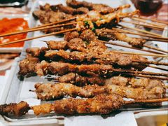 烤羔羊肉串-木屋烧烤(大运店)