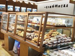 -小飞象面包公社(珠江路金鹰店)