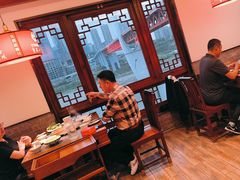 -小天鹅火锅·一线江景洪鼎旗舰店(洪崖洞店)