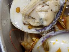 -四囍码头海鲜烧烤自助火锅(外滩南京东路悦荟广场店)