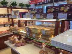 面包甜点陈列柜-红宝石·鲜奶小方(莘庄龙之梦店)